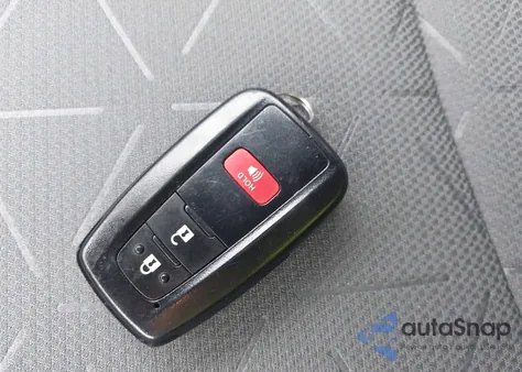 2020 Toyota Rav4 Xle from USA, damaged, VIN 2T3P1RFV0LW131867